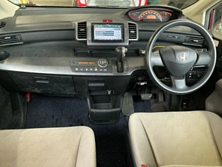 HONDA FREED 2010