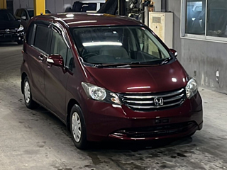 HONDA FREED 2010