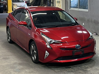TOYOTA PRIUS 2016