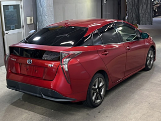 TOYOTA PRIUS 2016