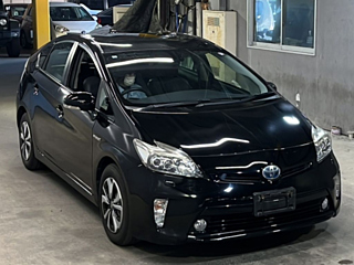 TOYOTA PRIUS 2014