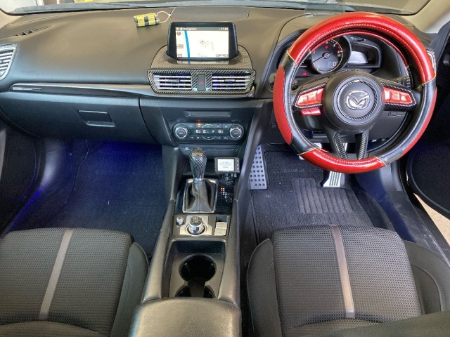 MAZDA AXELA 2016