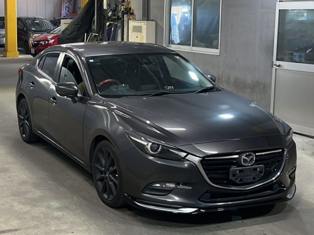 MAZDA AXELA 2016