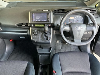 TOYOTA WISH 2012