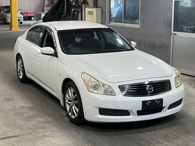 NISSAN SKYLINE 2009