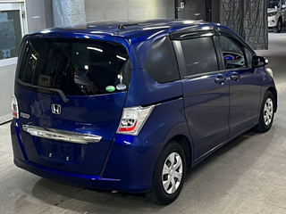 HONDA FREED 2012