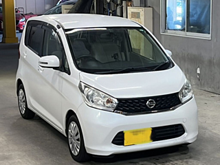 NISSAN DAYZ 2013