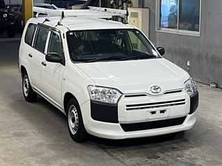 TOYOTA PROBOX 2018