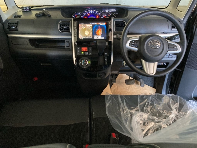 DAIHATSU TANTO 2018