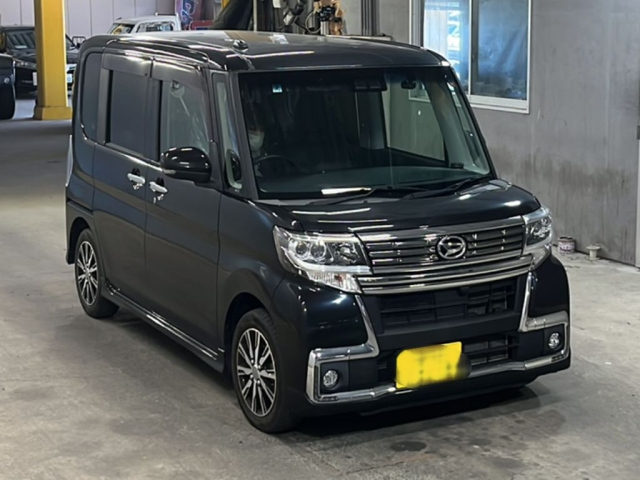 DAIHATSU TANTO 2018