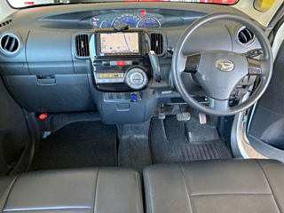 DAIHATSU TANTO 2011
