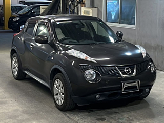 NISSAN JUKE 2010