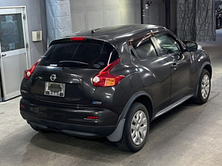 NISSAN JUKE 2010