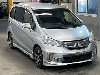 HONDA FREED 2013