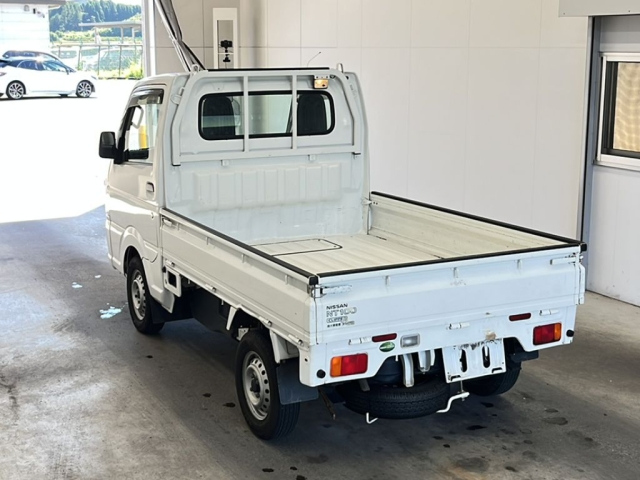 NISSAN CLIPPER TRUCK 2016