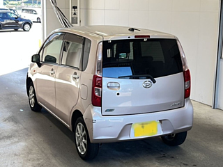 DAIHATSU MOVE 2011