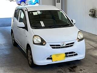 DAIHATSU MIRA E S 2011