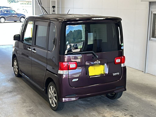 DAIHATSU TANTO 2012