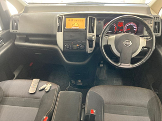NISSAN SERENA 2008