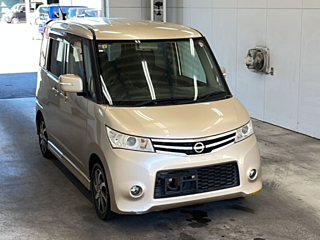 NISSAN ROOX 2012
