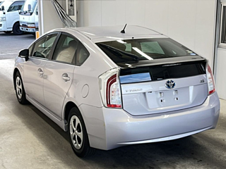 TOYOTA PRIUS 2012