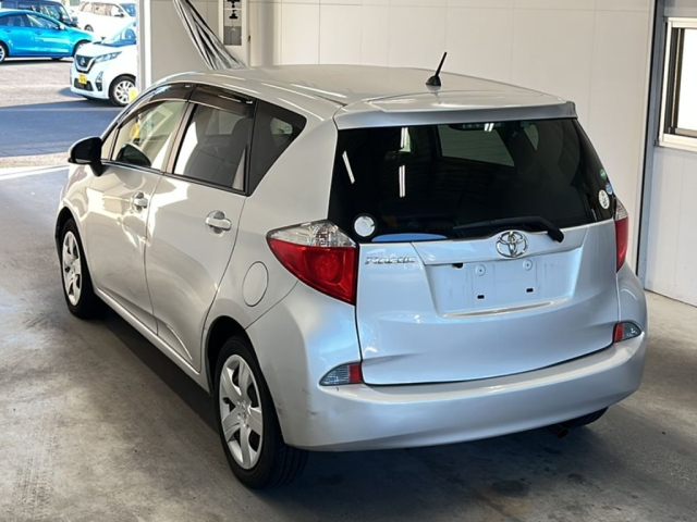 TOYOTA RACTIS 2013