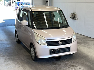 NISSAN ROOX 2012
