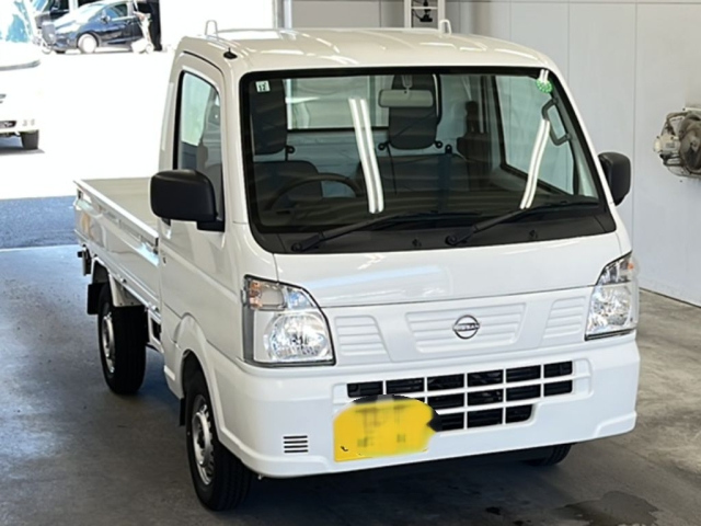 NISSAN CLIPPER TRUCK 2024