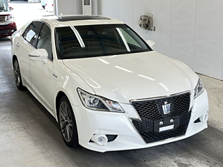 TOYOTA CROWN 2013