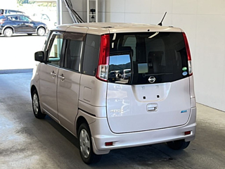 NISSAN ROOX 2013