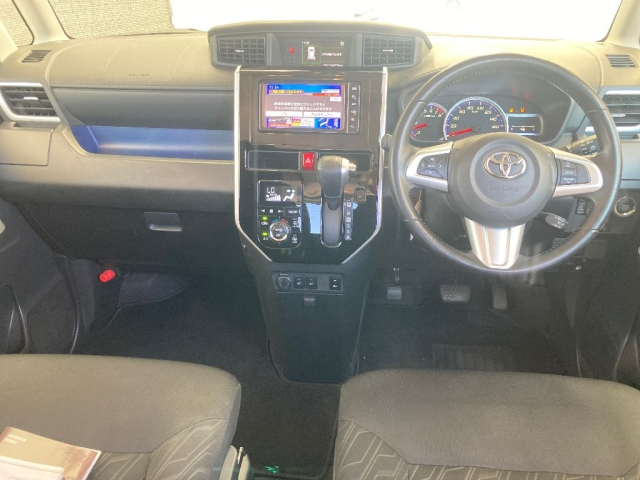 TOYOTA ROOMY 2019