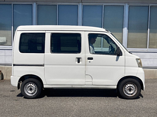DAIHATSU HIJET VAN 2014