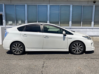 TOYOTA PRIUS 2012