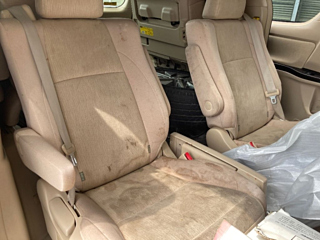 TOYOTA VELLFIRE 2012