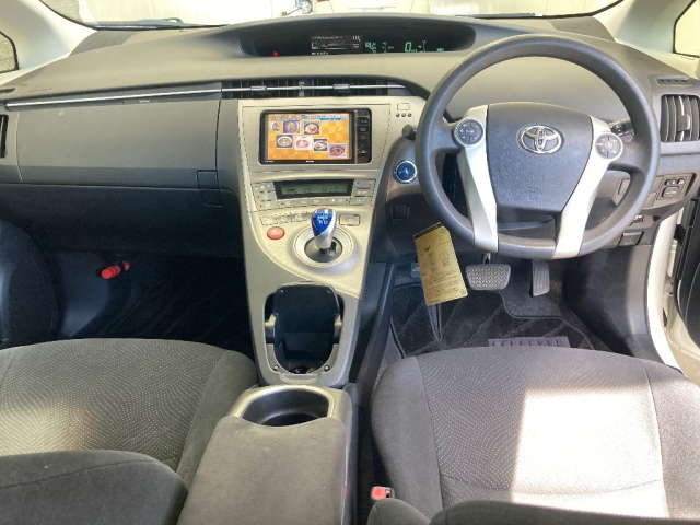 TOYOTA PRIUS 2014