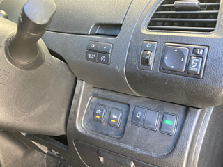 NISSAN SERENA 2015