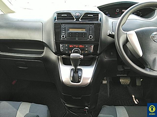 NISSAN SERENA 2014