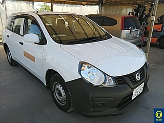 NISSAN AD 2019