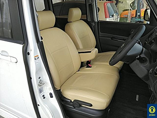 NISSAN ROOX 2012