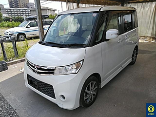NISSAN ROOX 2012