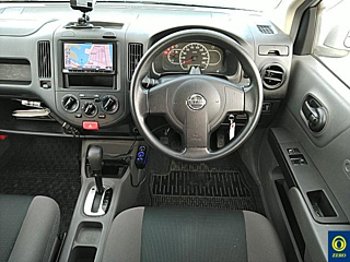 NISSAN AD 2015