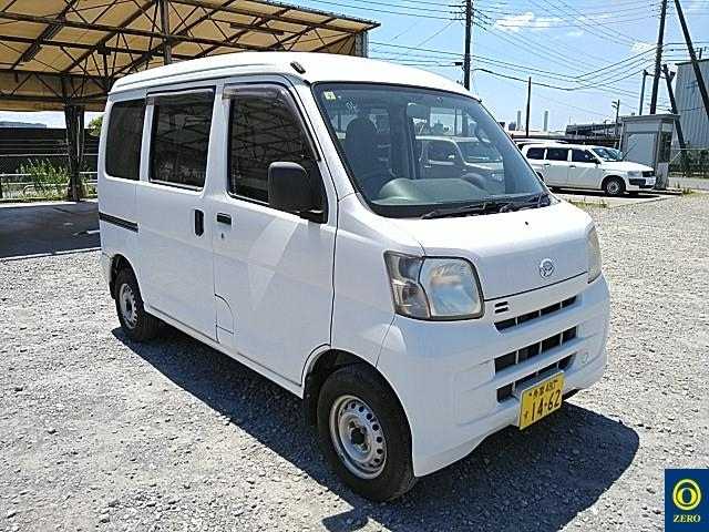 DAIHATSU HIJET VAN 2013