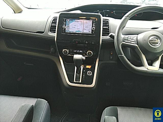 NISSAN SERENA 2017