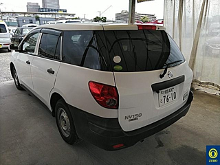NISSAN AD 2019