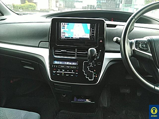 TOYOTA ESTIMA 2017