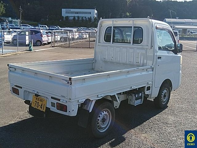DAIHATSU HIJET TRUCK 2015