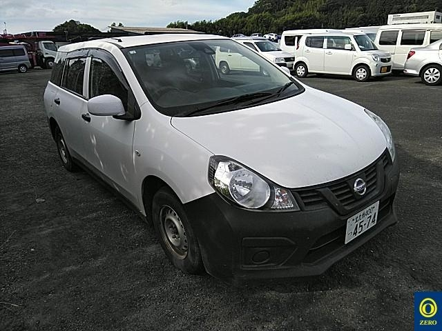 NISSAN AD 2020