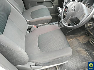 NISSAN AD 2020