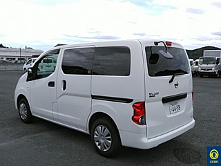 NISSAN NV200 2018