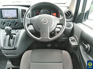 NISSAN NV200 2018